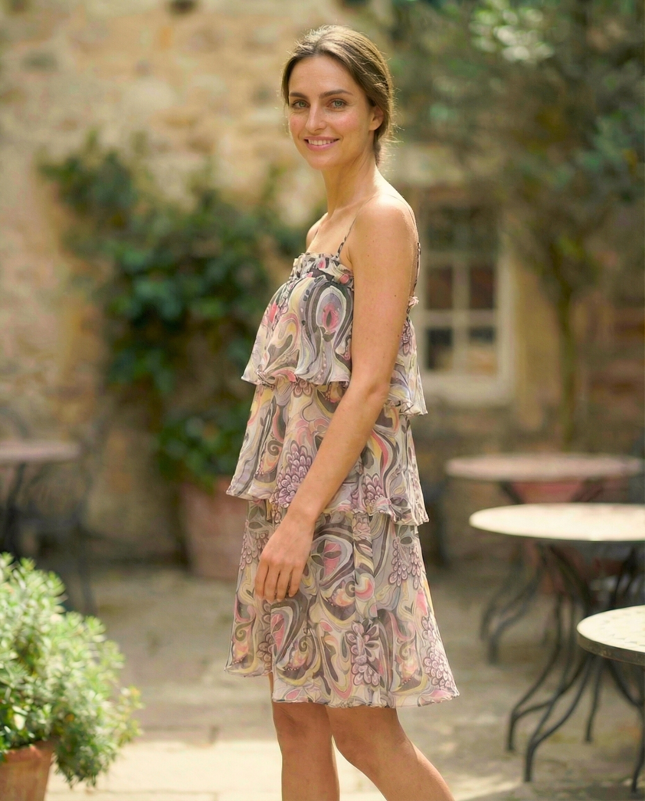 Burberry Shimmer Knee Length Dress with Layered Frills - Image 3