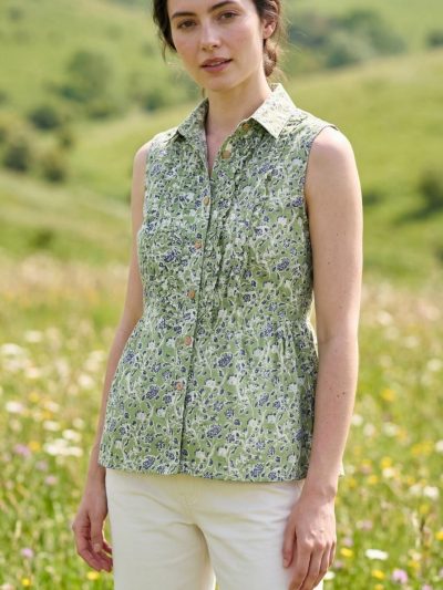 Side view of green floral print cotton princess cut top showing fitted seam line by Sunavyaa